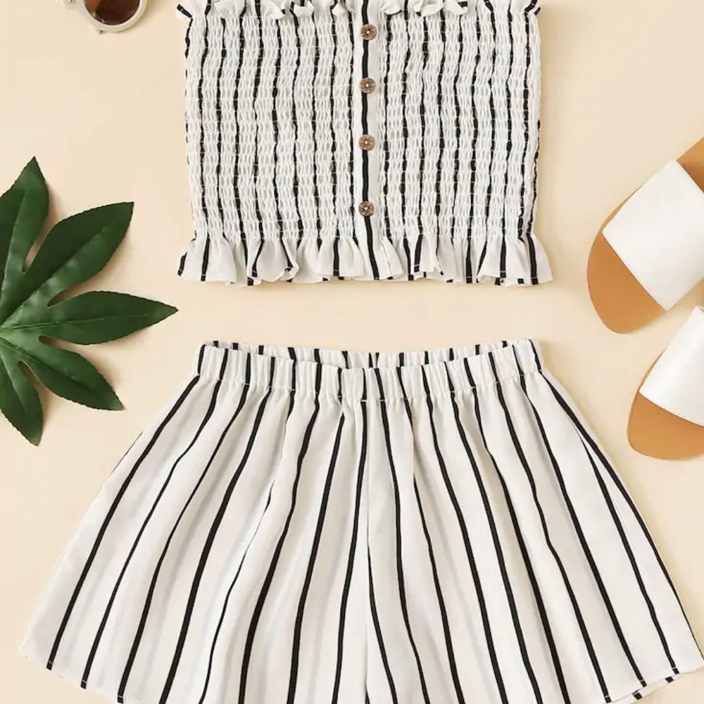 2-Piece halter and shorts set